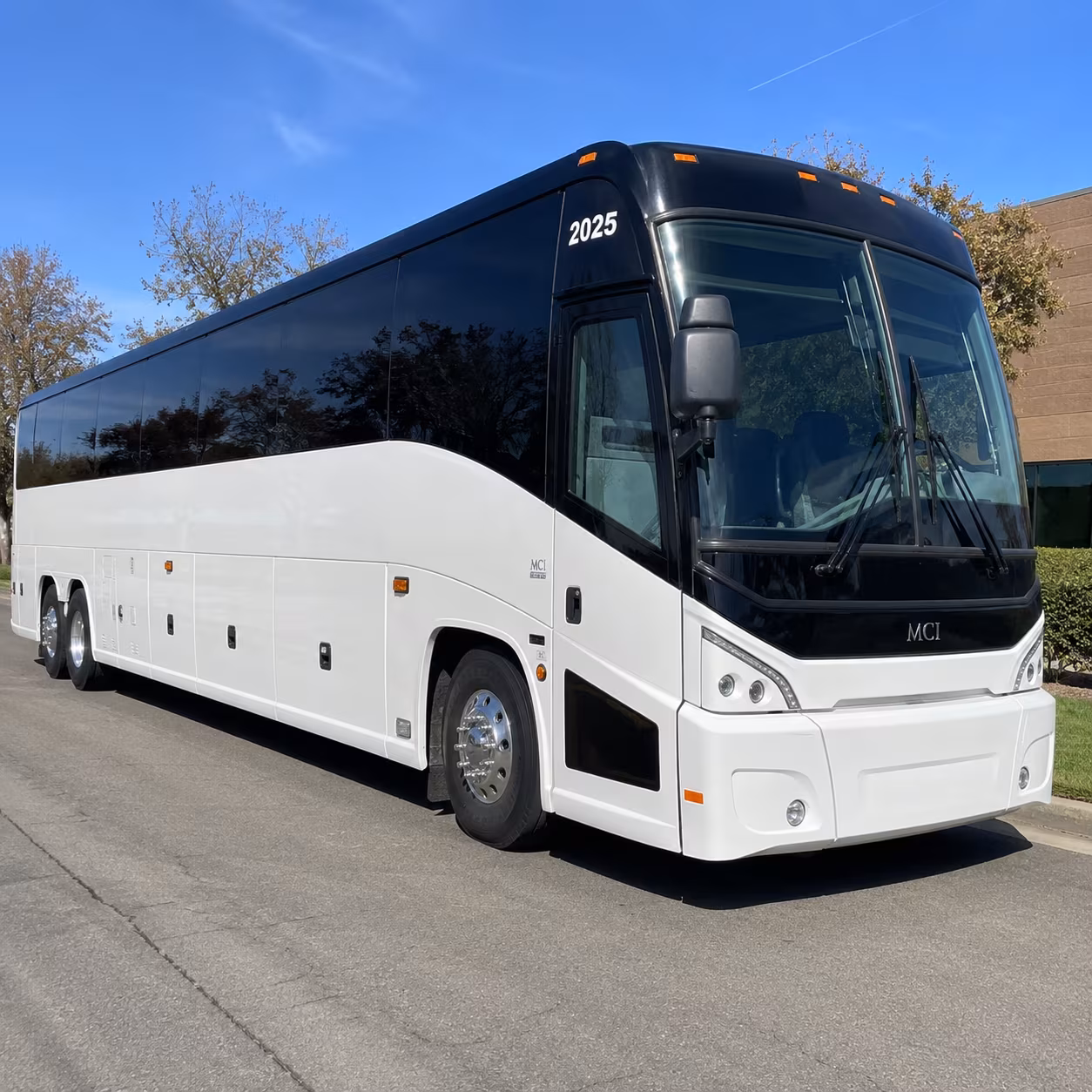 federal way bus rentals to white river amphitheatre