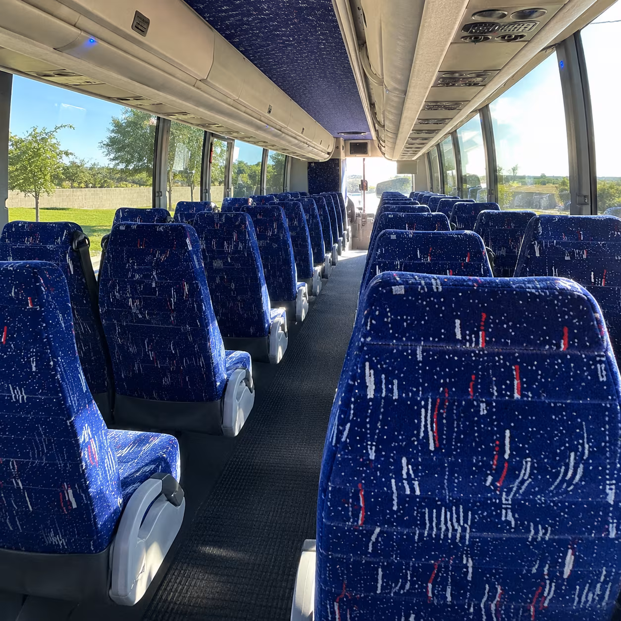 federal way charter bus rentals to seattle portland and beyond