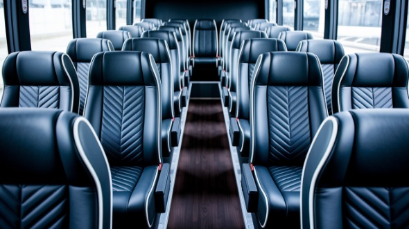 federal way 15 passenger minibus rental