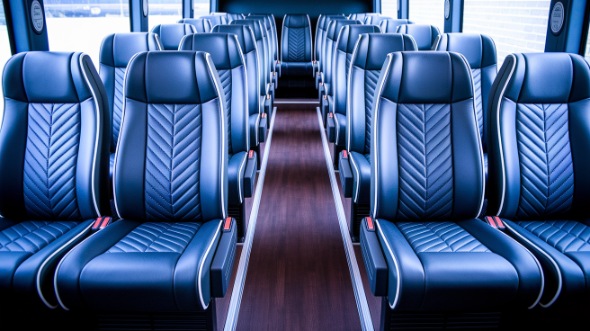 federal way 25 passenger minibus rental